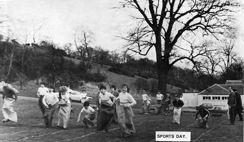 Sports Day 1974.jpg - Sports Day in 1974